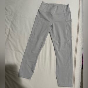 NWT Fabletics Oasis high-waited pocket capri